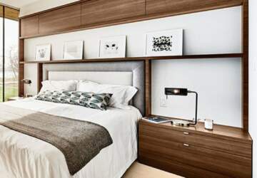 Two Town Centre bedroom